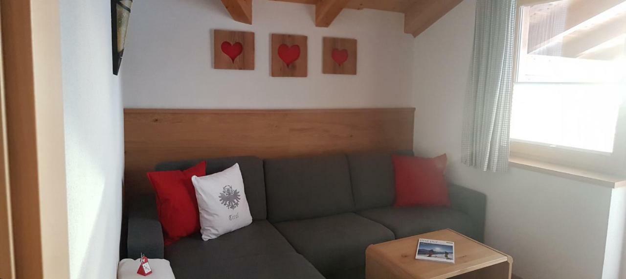 דירות ריית אים אלפבכטל Dorfjuwel Alpbachtal מראה חיצוני תמונה